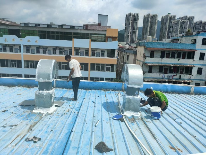 嵩县钢结构屋面涂料维修方法